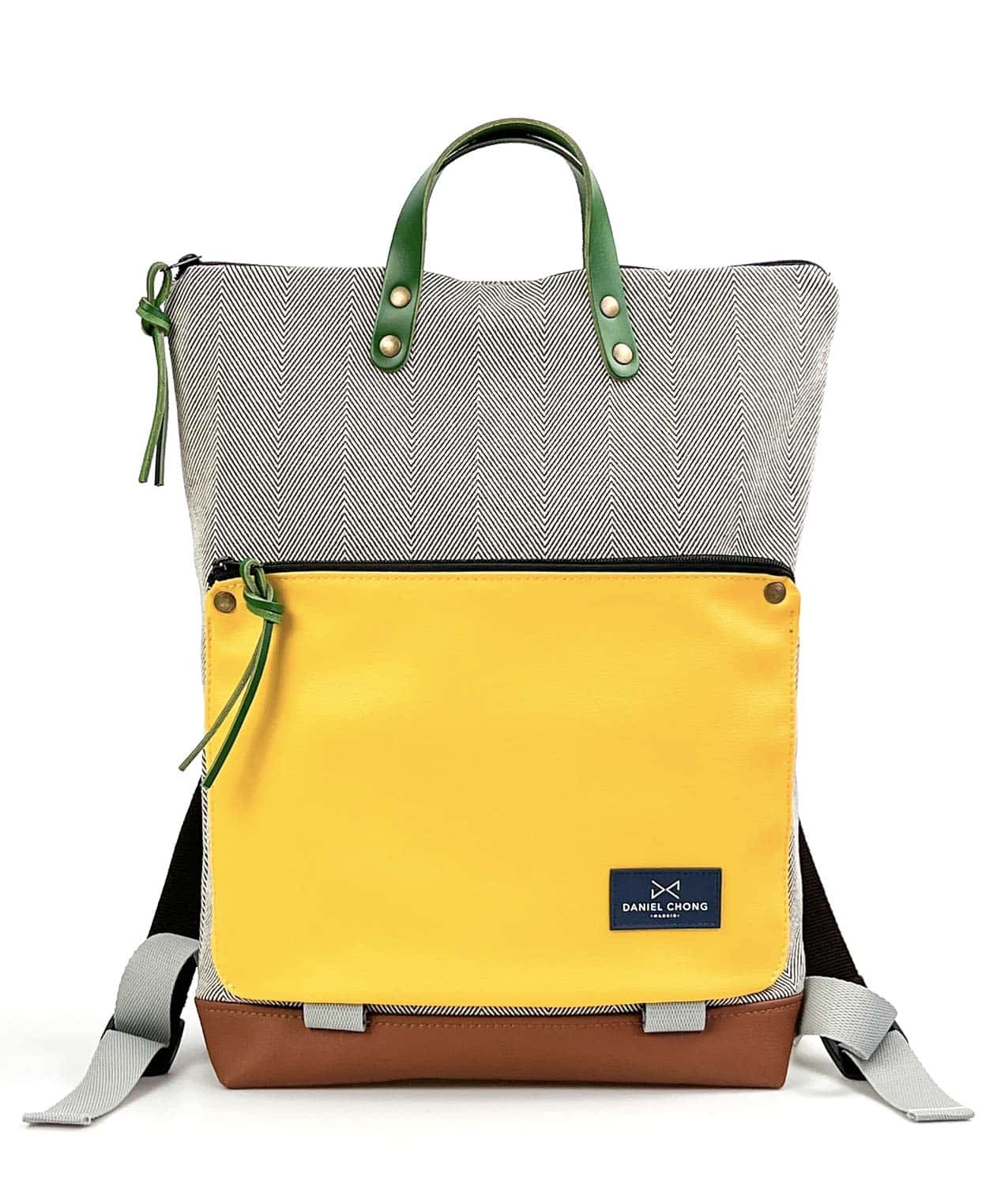 mochila book holder daniel chong